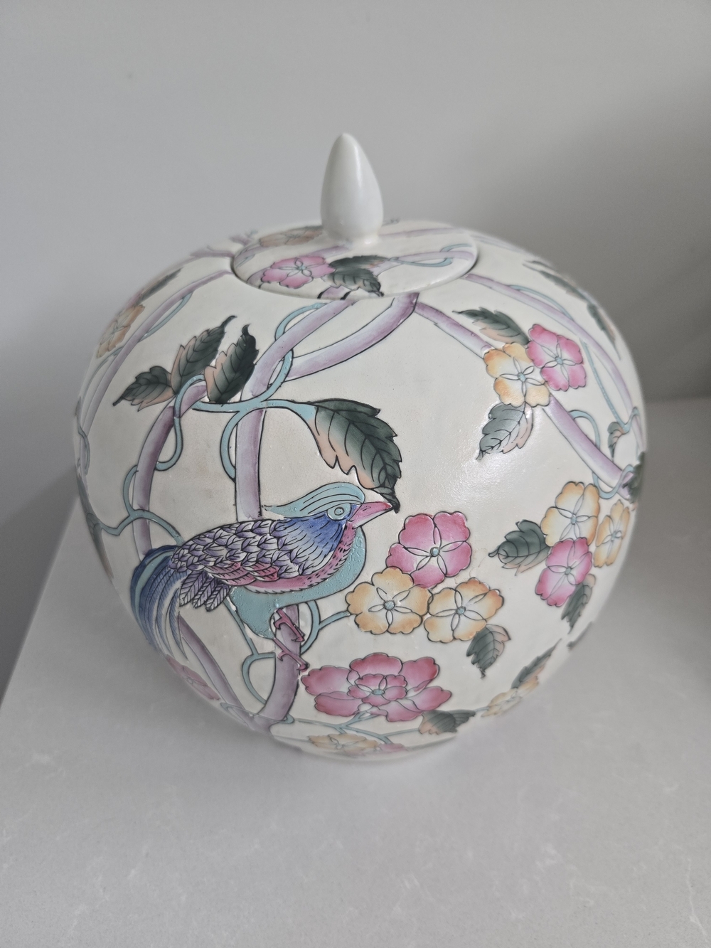 Antique Chinese Porcelain Ginger Jar with Lid Bird Floral Macau
